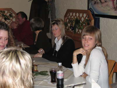 Weihnachtsfeier Tannenzapfen 2007 012