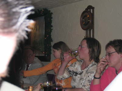 Weihnachtsfeier Tannenzapfen 2007 047